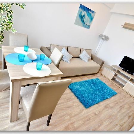 Summerland Luxury Studios By The Sea Mamaia Værelse billede